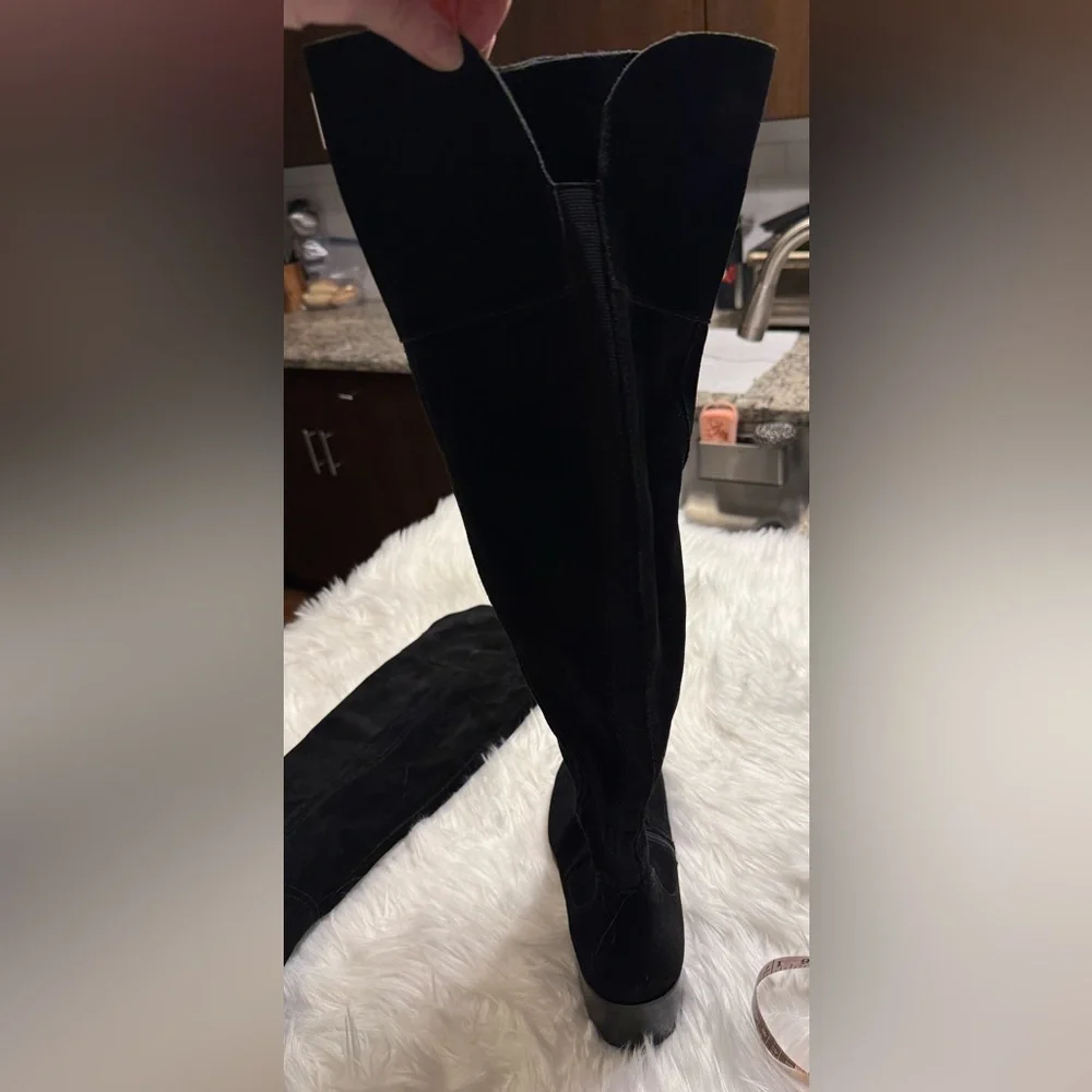 🔥Vince Camuto | Kochelda Over the Knee Black Suede Size 10 Boots